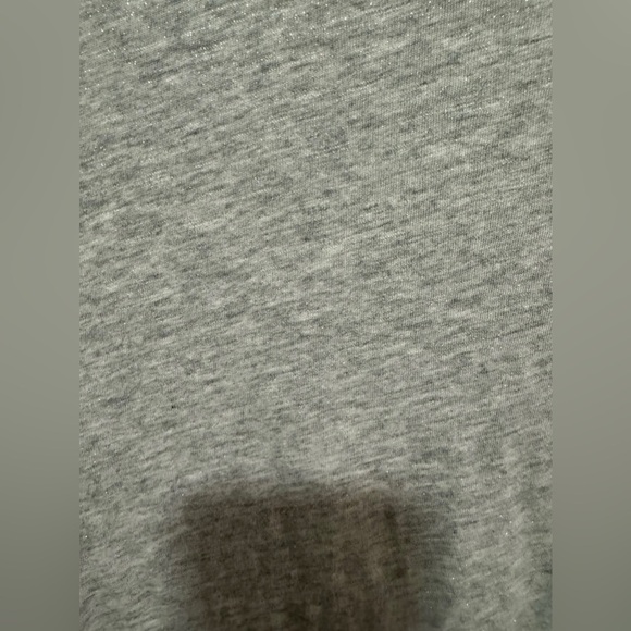 LOFT - Gray Tshirt - tulip sleeves - sparkle detail on fabric - Size L - Picture 7 of 8